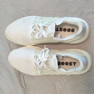 Men's Adidas Boost shoes